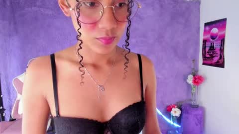 ALLIS0N IK  online show from March 4, 5:53 am