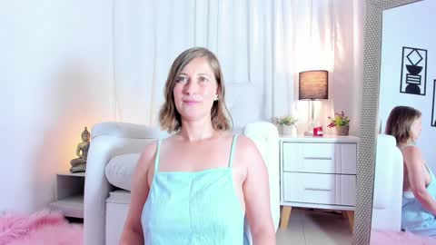 Snapshot of allison_01stone chatting on February 1, 9:51 pm Allison online show from February 1, 9:51 pm