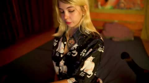 Allison online show from September 15, 8:31 pm