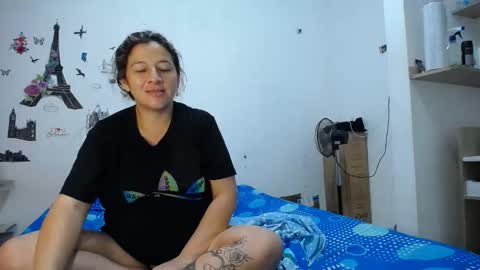 Snapshot of allisonbaby_ chatting on May 3, 9:26 am allison online show from May 3, 9:26 am