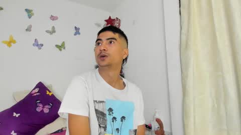 AllisonJustin online show from December 24, 9:00 pm