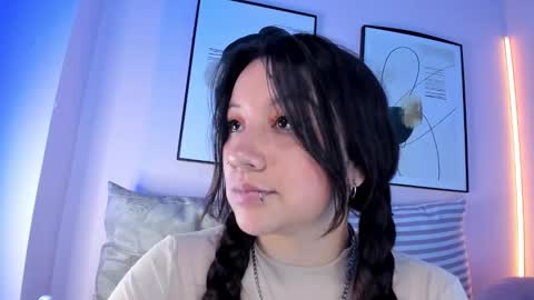 Snapshot of allissax chatting on January 30, 4:27 am Aleja online show from January 30, 4:27 am