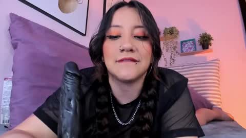 Snapshot of allissax chatting on March 1, 1:00 am Aleja online show from March 1, 1:00 am