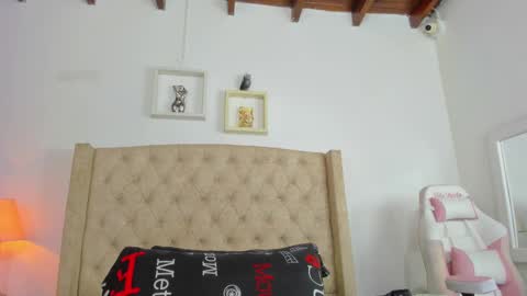 allisson online show from March 1, 12:01 pm