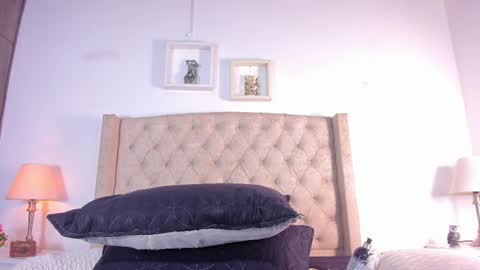 allisson online show from October 7, 12:02 pm