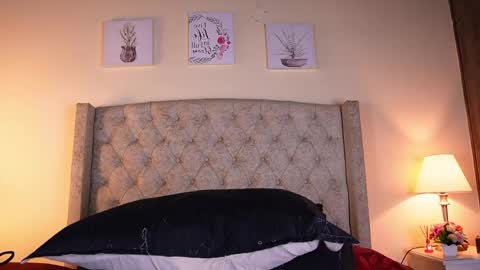 allisson online show from May 22, 12:11 pm