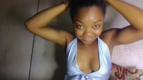 Snapshot of allizida01 chatting on May 15, 11:28 am allizida01 online show from May 15, 11:28 am