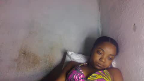 Snapshot of allizida01 chatting on June 8, 11:43 am allizida01 online show from June 8, 11:43 am