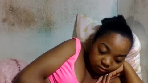 Snapshot of allizida01 chatting on June 13, 9:57 pm allizida01 online show from June 13, 9:57 pm