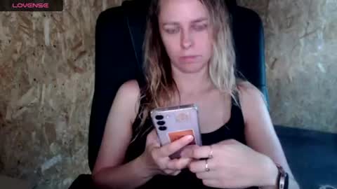 alllexandra online show from June 30, 4:08 pm