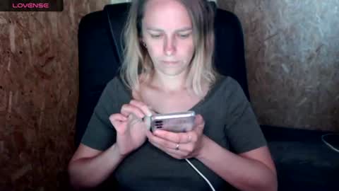 alllexandra online show from July 30, 10:58 am