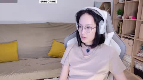 Snapshot of alllinaeve chatting on February 24, 6:05 am Alina online show from February 24, 6:05 am