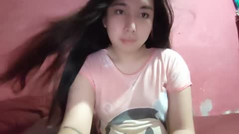 Snapshot of alluring_alicia chatting on May 1, 8:52 am Miss Alicia online show from May 1, 8:52 am