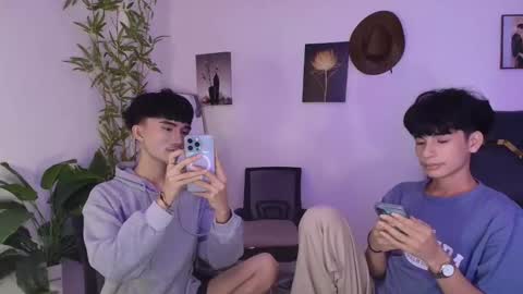 kim and josh online show from April 20, 6:53 pm