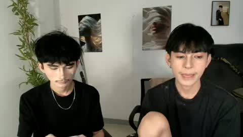 Snapshot of alluring_alpha chatting on June 14, 3:47 pm kim and josh online show from June 14, 3:47 pm