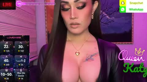 Snapshot of alluring_gemini chatting on May 20, 4:29 am Queen Majesty Katy online show from May 20, 4:29 am