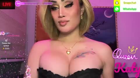 Snapshot of alluring_gemini chatting on June 2, 6:15 am Queen Majesty Katy online show from June 2, 6:15 am