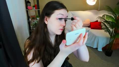 alluringeyess online show from February 21, 9:54 am