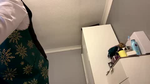 allwayshorny2023 online show from December 8, 1:02 am