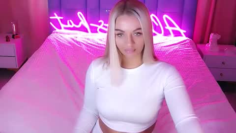 AlwaysHot online show from October 25, 2:19 am