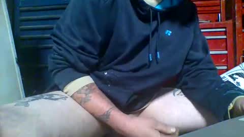 Snapshot of allwolf0323 chatting on October 24, 8:44 am allwolf0323 online show from October 24, 8:44 am