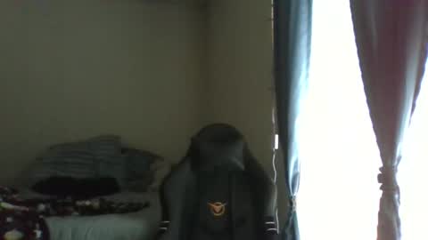 Snapshot of ally12334 chatting on April 1, 10:18 pm ally12334 online show from April 1, 10:18 pm
