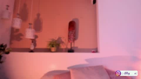 Ally  online show from September 16, 5:08 am