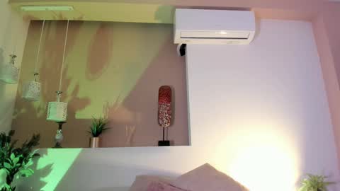 Ally  online show from October 6, 3:37 am