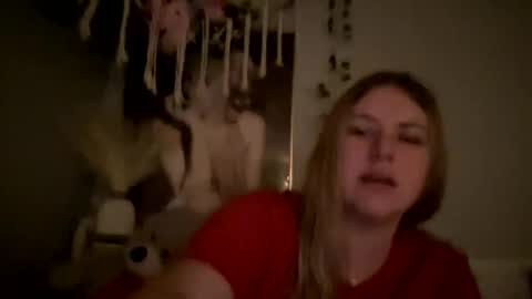 Snapshot of allyanalangel chatting on February 10, 8:20 am allyanalangel online show from February 10, 8:20 am