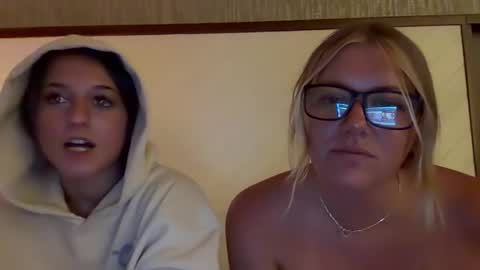 allyanalangel online show from April 23, 12:29 pm