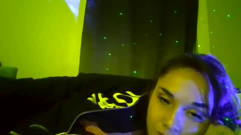 allyfkxn online show from May 18, 8:42 am