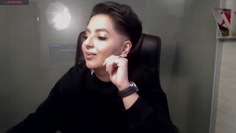 Snapshot of allyiah chatting on February 8, 2:36 am         online show from February 8, 2:36 am