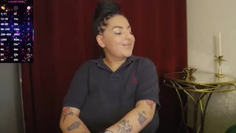 Snapshot of allyiah chatting on October 8, 7:00 pm         online show from October 8, 7:00 pm