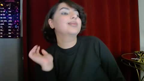 Snapshot of allyiah chatting on November 15, 5:20 pm online show from November 15, 5:20 pm