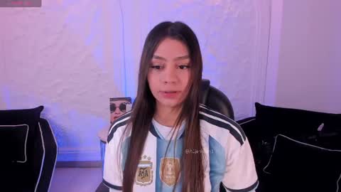 Snapshot of allyjensen chatting on July 19, 10:41 am Alisson online show from July 19, 10:41 am