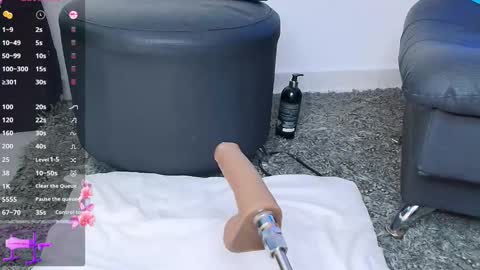 Snapshot of allymdo chatting on November 4, 7:02 pm allymdo online show from November 4, 7:02 pm