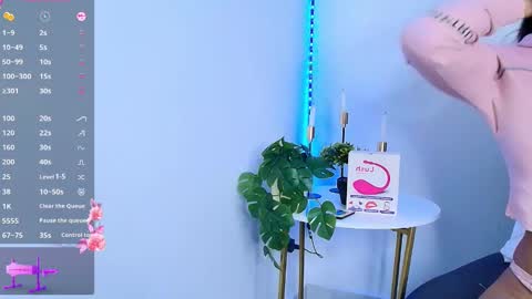 Snapshot of allymdo chatting on November 13, 12:04 pm allymdo online show from November 13, 12:04 pm