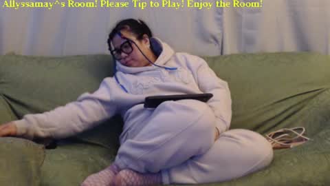 Allyssamay online show from January 10, 7:25 am