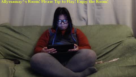 Allyssamay online show from January 14, 6:34 am