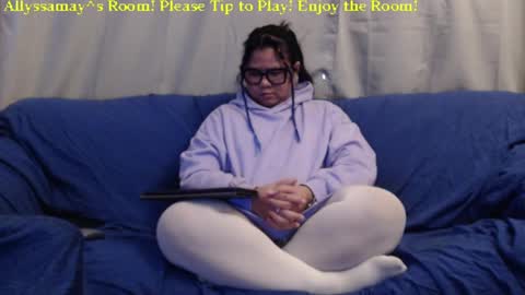 Allyssamay online show from January 23, 6:49 am