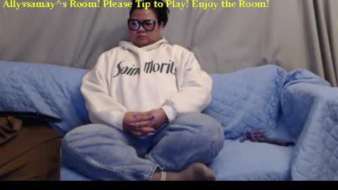 Allyssamay online show from February 9, 4:27 am