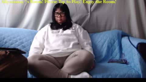 Allyssamay online show from March 2, 9:38 am