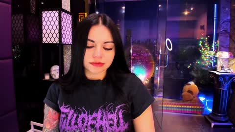 Alma online show from December 30, 10:10 am