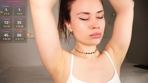 Snapshot of alma_yammy chatting on December 27, 10:45 am Alma online show from December 27, 10:45 am