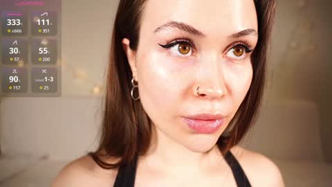 Snapshot of alma_yammy chatting on December 28, 7:00 am Alma online show from December 28, 7:00 am