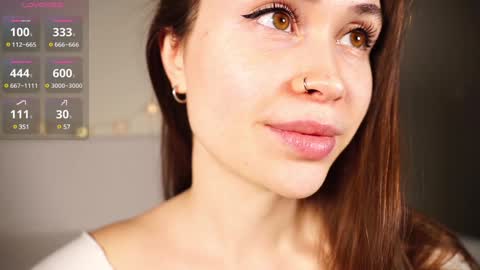 Snapshot of alma_yammy chatting on January 4, 7:13 am Alma online show from January 4, 7:13 am