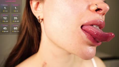 Snapshot of alma_yammy chatting on January 13, 6:38 am Alma online show from January 13, 6:38 am