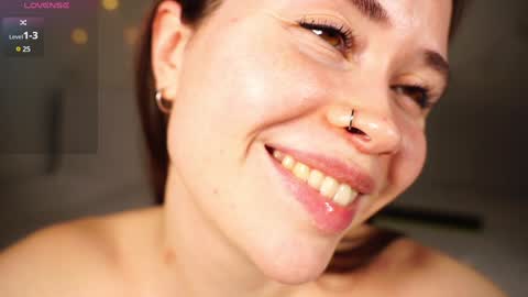 Snapshot of alma_yammy chatting on January 14, 7:43 pm Alma online show from January 14, 7:43 pm