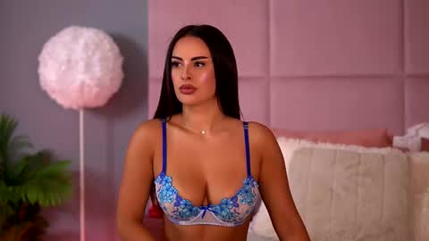 Emma online show from July 5, 4:19 am