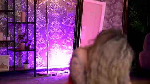 Alma online show from November 27, 8:44 pm